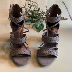 Carlos Santana Java Strapped Sandals in Light Doe